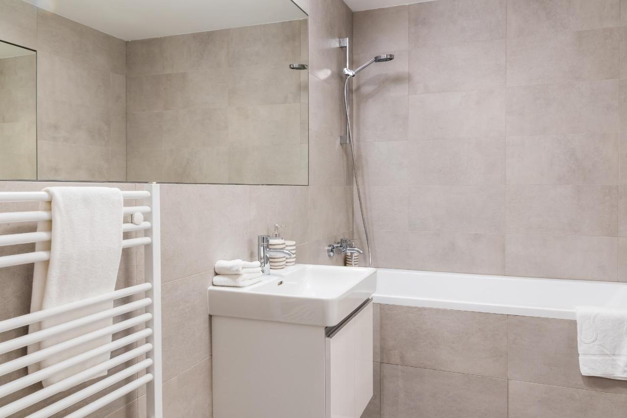 City Castle Apartments Free Parking Bratysława Zewnętrze zdjęcie