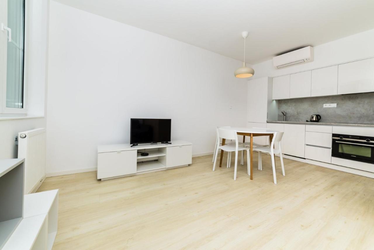 City Castle Apartments Free Parking Bratysława Zewnętrze zdjęcie